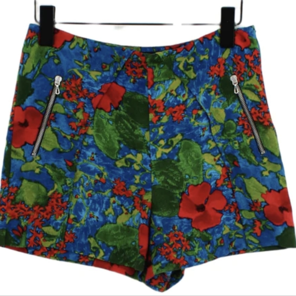 EUC Zara Basic Floral Print High Waisted Shorts Size Small